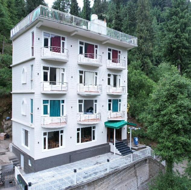 Snow World, - Luxury Classic Near Wild Life Sanctuary With Rohtang View Hotel 3*